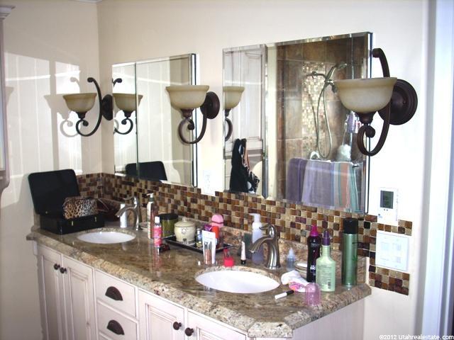 1984 S Claremont Dr, Bountiful, UT 84010 — photo 8