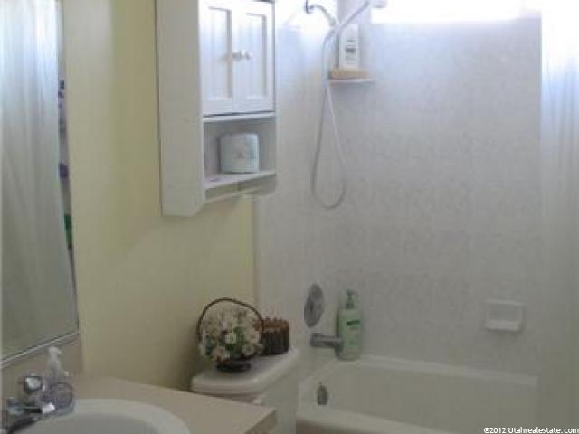 4670 S 3200 W, Roy, UT 84067 — photo 3