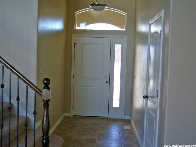 13536 S Fireback Dr, Riverton, UT 84065 — photo 2