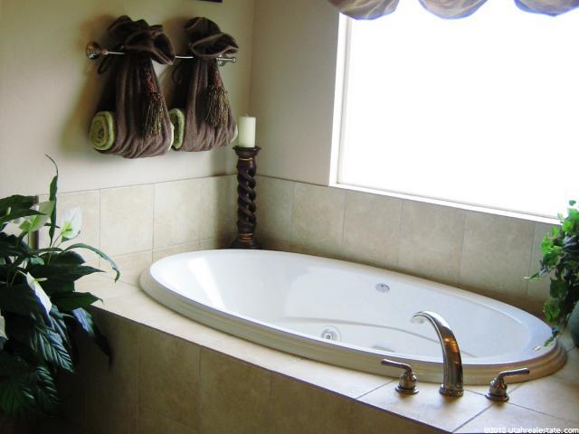 13536 S Fireback Dr, Riverton, UT 84065 — photo 7