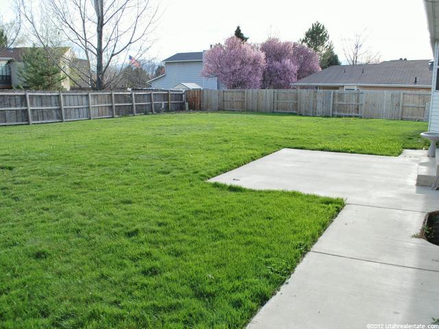 112 E Rembrandt Ln, Sandy, UT 84070 — photo 2