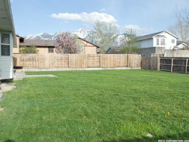 112 E Rembrandt Ln, Sandy, UT 84070 — photo 3