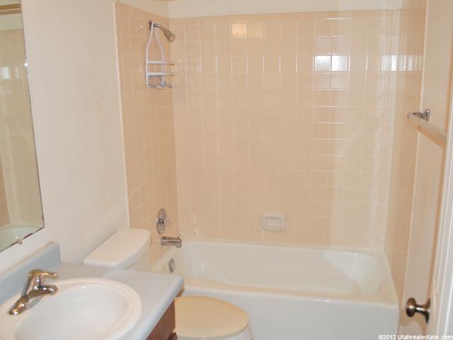 112 E Rembrandt Ln, Sandy, UT 84070 — photo 9