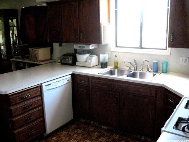 844 E 400 S, Kaysville, UT 84037 — photo 10