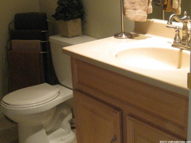 885 N 1340 E, Tooele, UT 84074 — photo 10