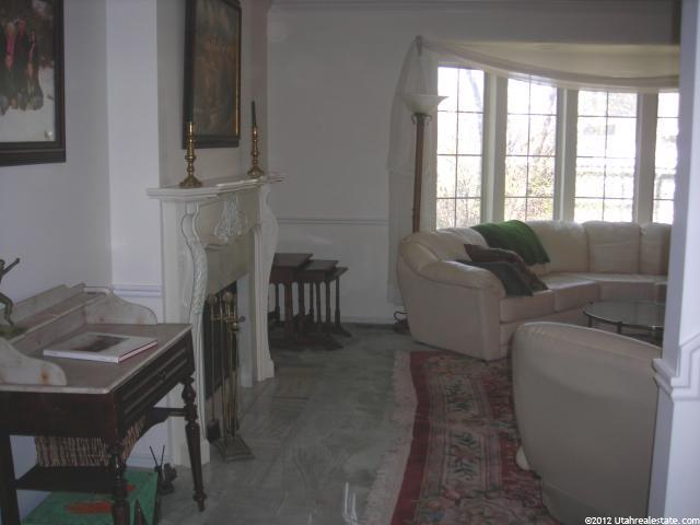 2473 E Easthills Cir, Sandy, UT 84093 — photo 4