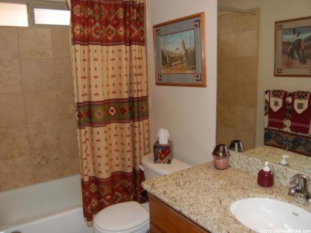 117 E Oakridge Dr, Bountiful, UT 84010 — photo 11