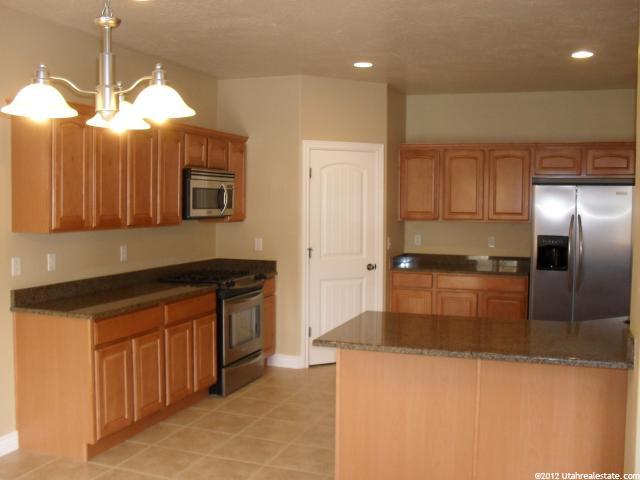 2848 Fox Hunter's Loop, Lehi, UT 84043 — photo 3