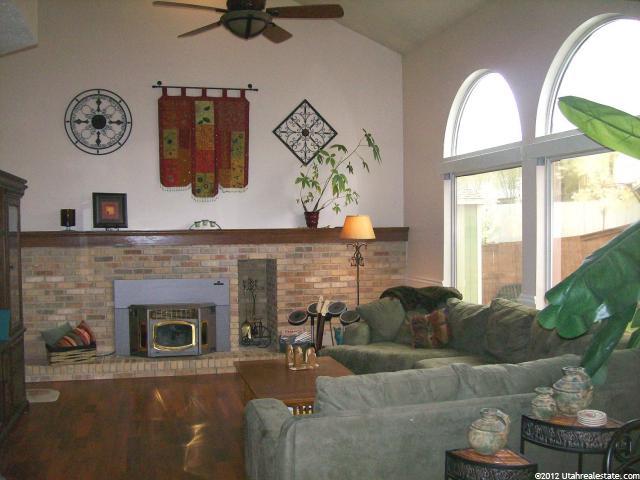 10053 S Rockview Cir E, Sandy, UT 84092 — photo 4