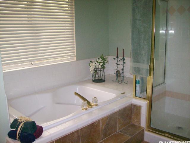 10053 S Rockview Cir E, Sandy, UT 84092 — photo 6