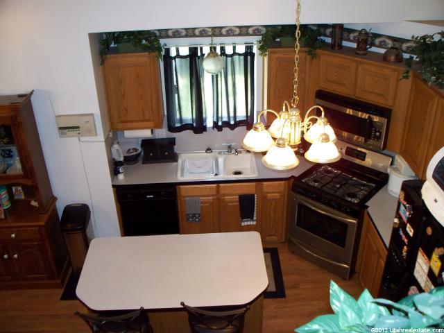876 W 2150 N, Clinton, UT 84015 — photo 11