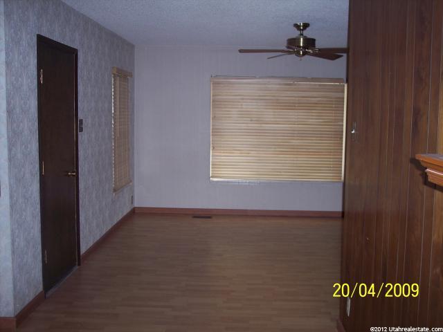 208 S 400 E, Copperton, UT 84006 — photo 3