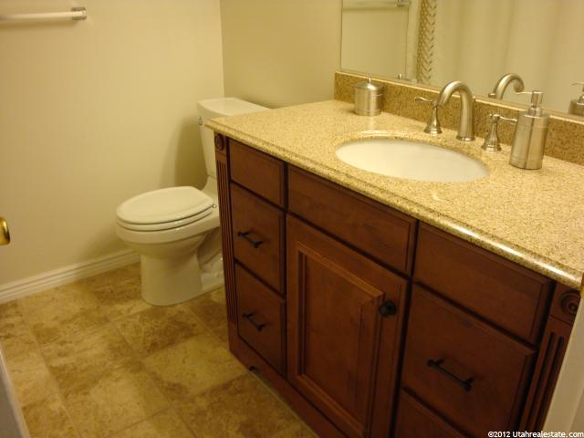 1033 W 500 S, Layton, UT 84041 — photo 8