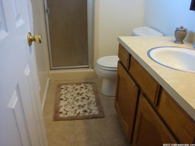 1033 W 500 S, Layton, UT 84041 — photo 9