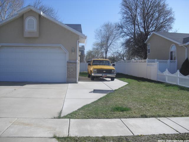368 E 1100 N, Layton, UT 84041 — photo 3