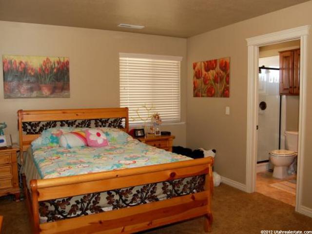 5330 S Skyline Dr. E, Ogden, UT 84403 — photo 8