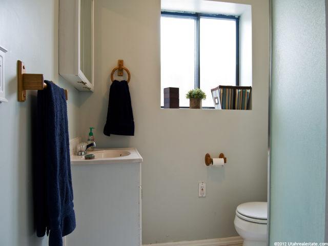 430 W 100 N, Clearfield, UT 84015 — photo 11