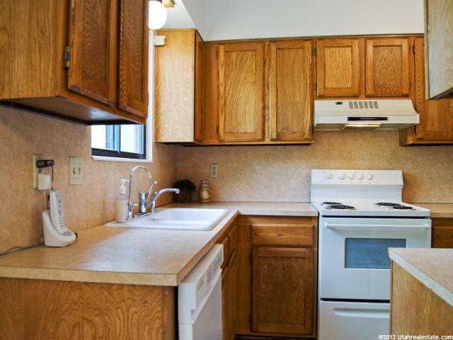 430 W 100 N, Clearfield, UT 84015 — photo 7