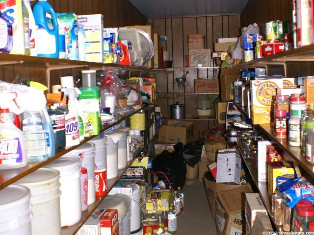 4524 S Box Elder, Murray, UT 84107 — photo 2