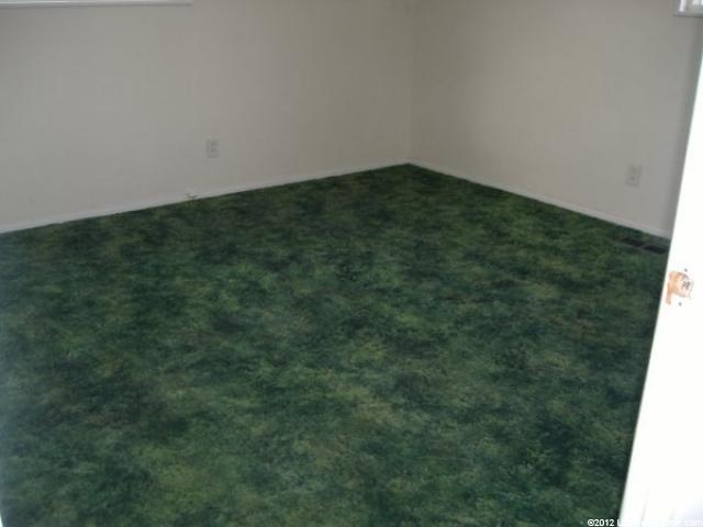 363 N Ann, Clearfield, UT 84015 — photo 8