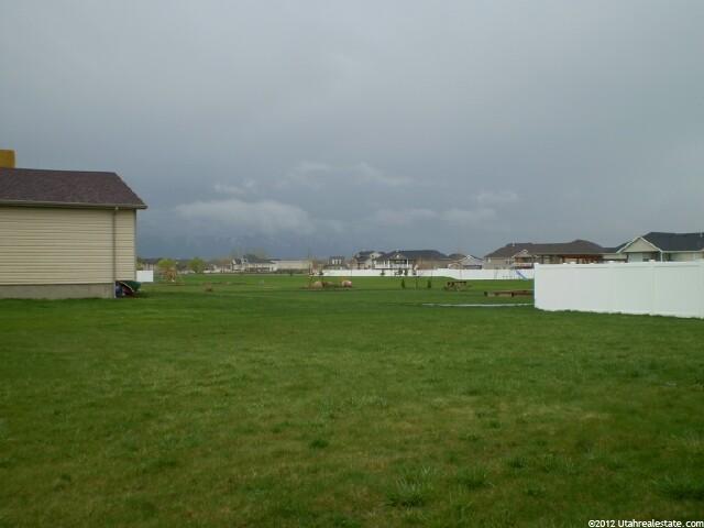 4512 S 4875 W, West Haven, UT 84401 — photo 3