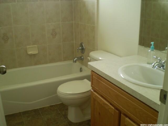 4512 S 4875 W, West Haven, UT 84401 — photo 10
