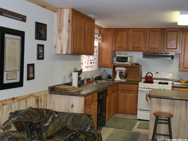 288 E 300 N, Richfield, UT 84701 — photo 3