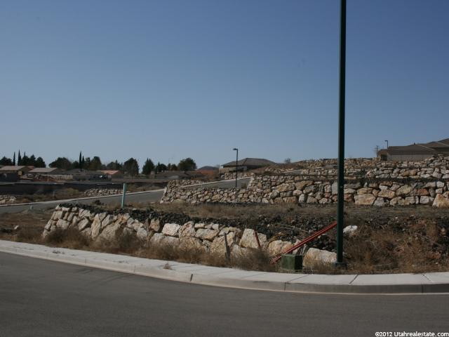 860 N State St, Hurricane, UT 84737 — photo 8