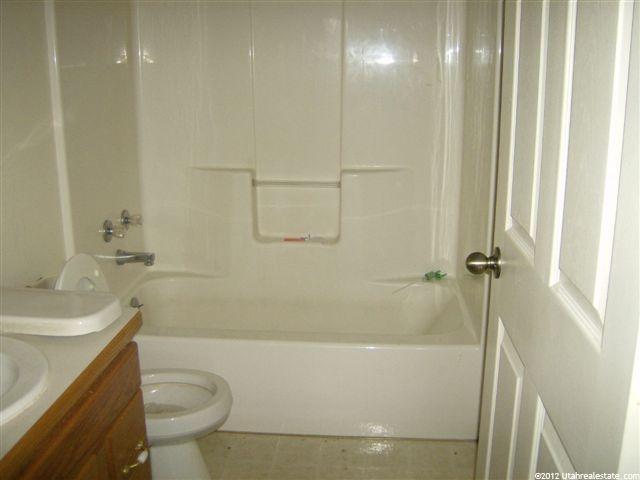1269 E 5800 S, Vernal, UT 84078 — photo 3