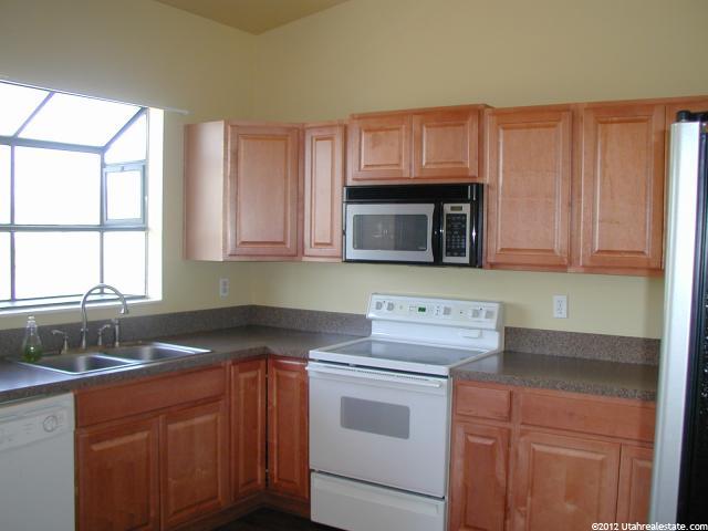 5965 S 2875 W, Roy, UT 84067 — photo 11