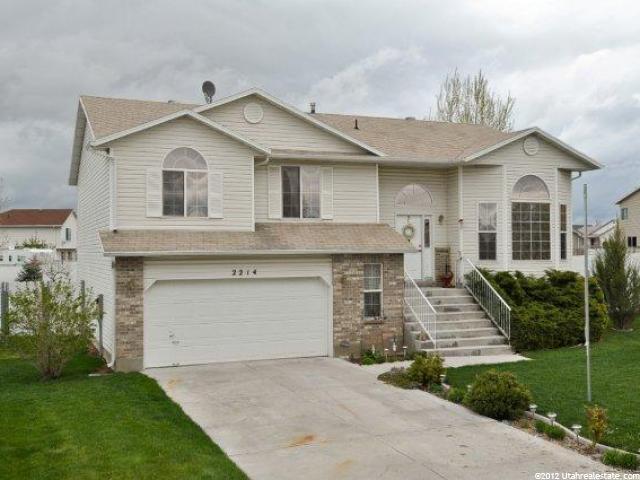 2214 N 2800 W, Clinton, UT 84015 — photo 2