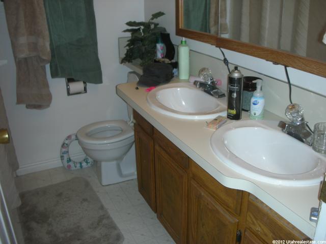 10206 S Buttercup Dr E, Sandy, UT 84092 — photo 4