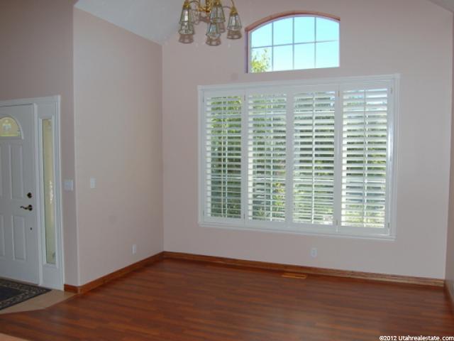 879 E Eaglewood Dr, North Salt Lake, UT 84054 — photo 2