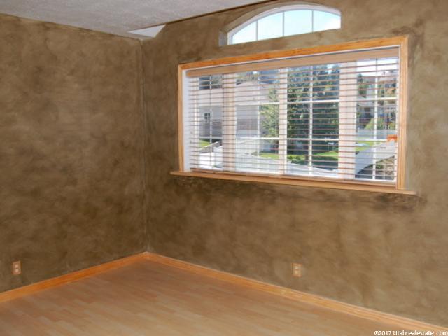 879 E Eaglewood Dr, North Salt Lake, UT 84054 — photo 10
