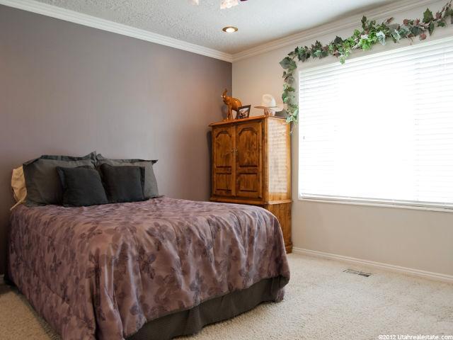 5868 S 3650 W, Roy, UT 84067 — photo 9