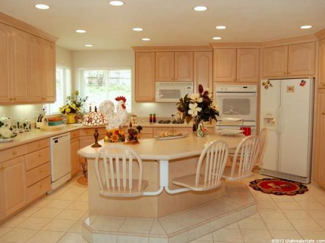 1800 E Whispering Oaks Dr S, Ogden, UT 84403 — photo 2