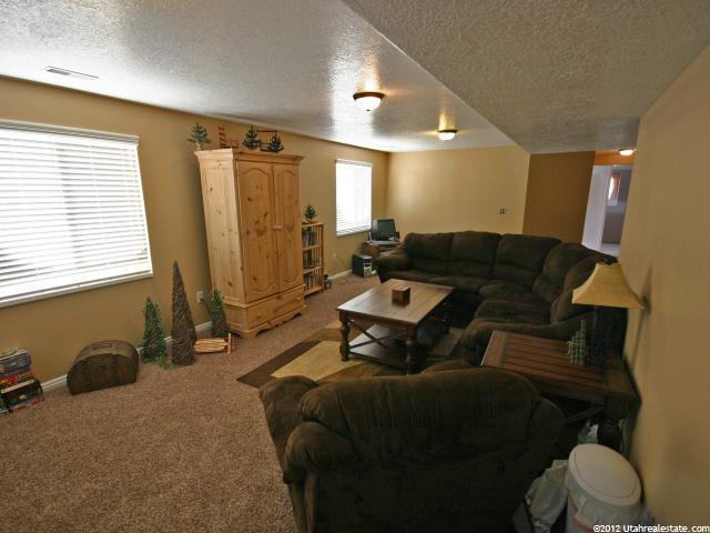 2629 Black Walnut Dr, North Logan, UT 84341 — photo 5