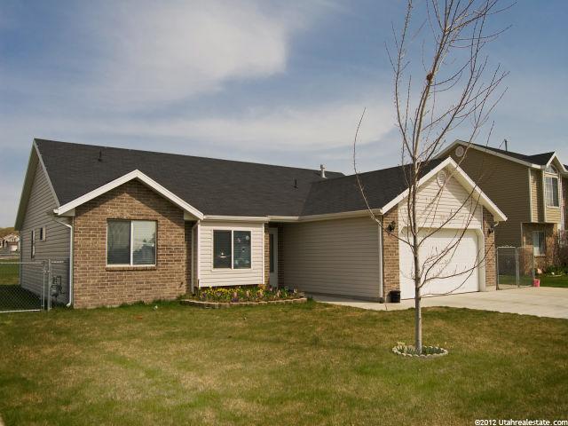 2404 N 1220 W, Clinton, UT 84015 — photo 2