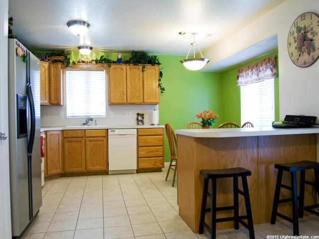 2404 N 1220 W, Clinton, UT 84015 — photo 9