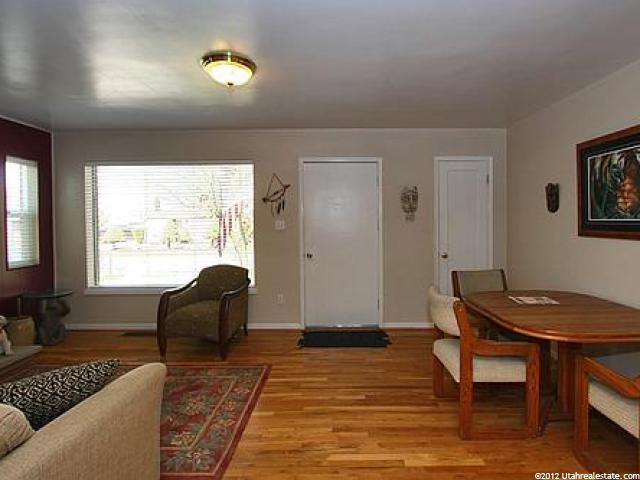 6325 S Cobblecrest Rd E, Holladay, UT 84121 — photo 2
