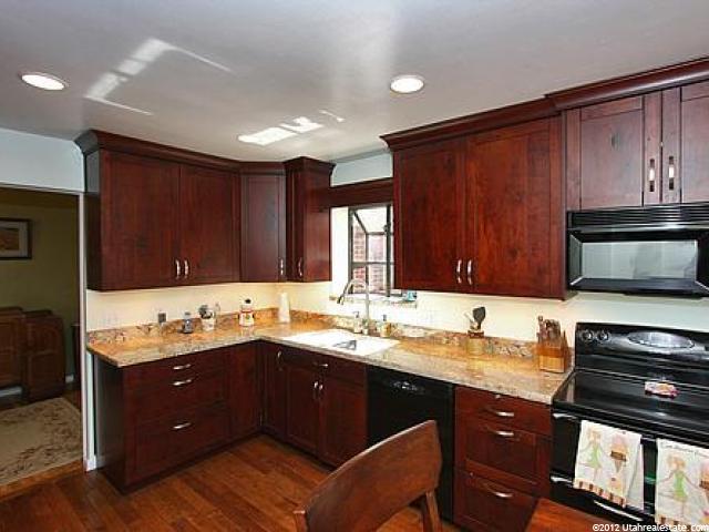 6325 S Cobblecrest Rd E, Holladay, UT 84121 — photo 4