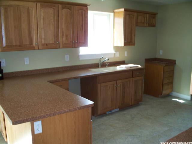 1722 S 1100 W, Vernal, UT 84078 — photo 3