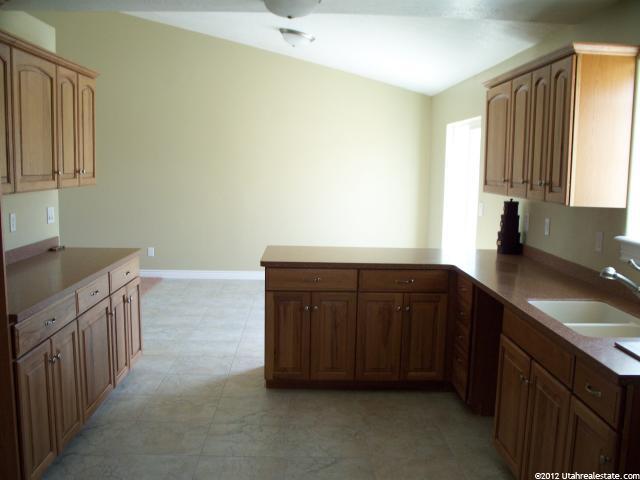 1722 S 1100 W, Vernal, UT 84078 — photo 7