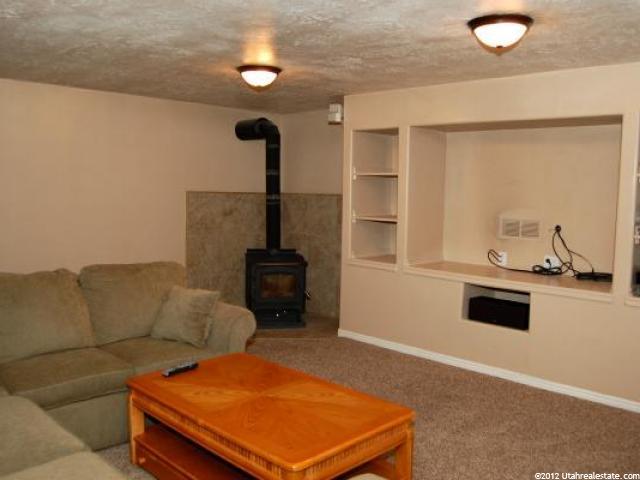 2037 S Demetro Dr, Clearfield, UT 84015 — photo 5