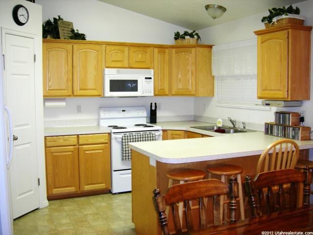 143 E 2225 S, Clearfield, UT 84015 — photo 3