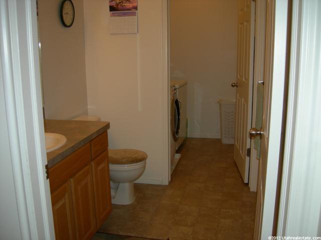 143 E 2225 S, Clearfield, UT 84015 — photo 8