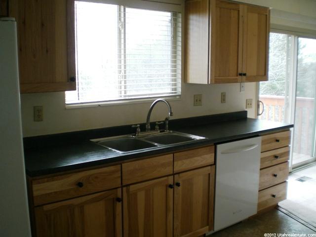 2419 N 2550 E, Layton, UT 84040 — photo 3