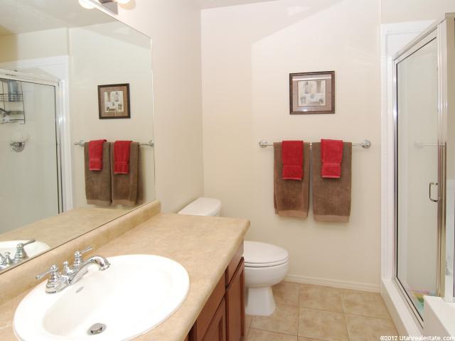 1407 N 2475 W, Clinton, UT 84015 — photo 12