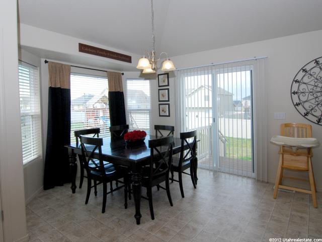 1407 N 2475 W, Clinton, UT 84015 — photo 5