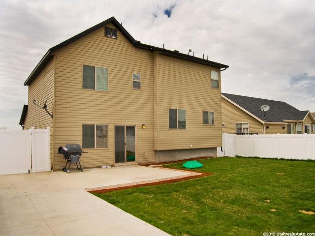 1354 N 2585 W, Clinton, UT 84015 — photo 4
